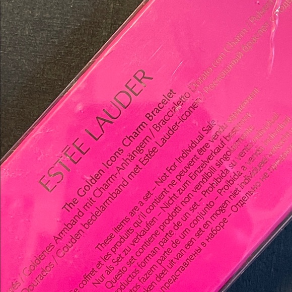 NIB Estee Lauder Limited Edition “Golden Icons” Charm Bracelet - Picture 7 of 8